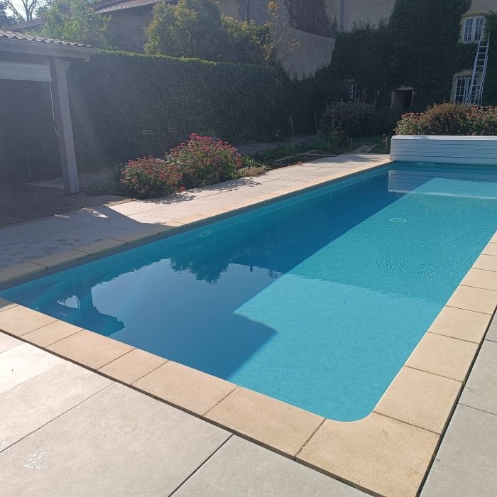Comment ouvrir sa piscine au printemps : le guide complet