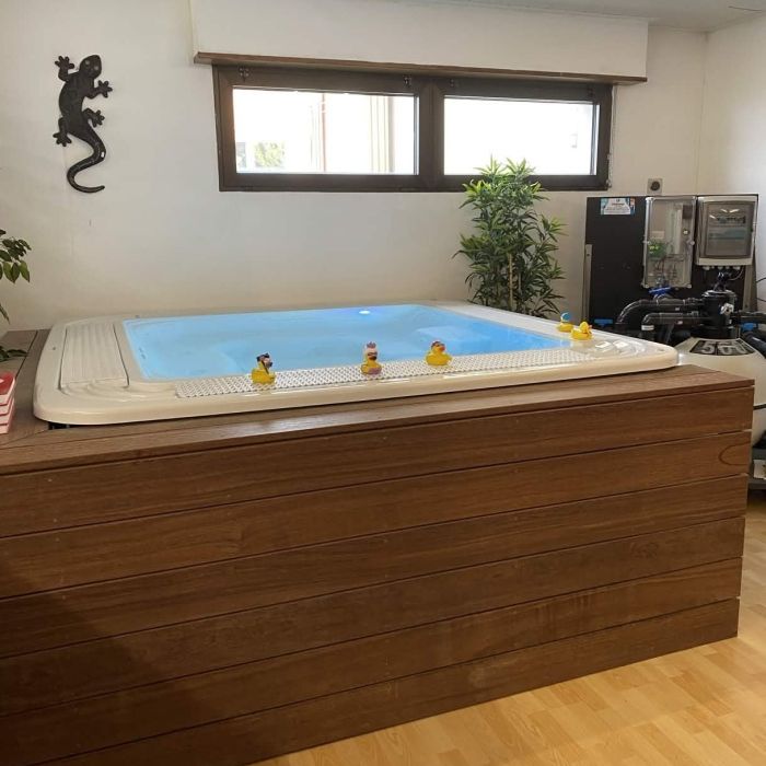 Salle d'expo Spa Sauna Hammam