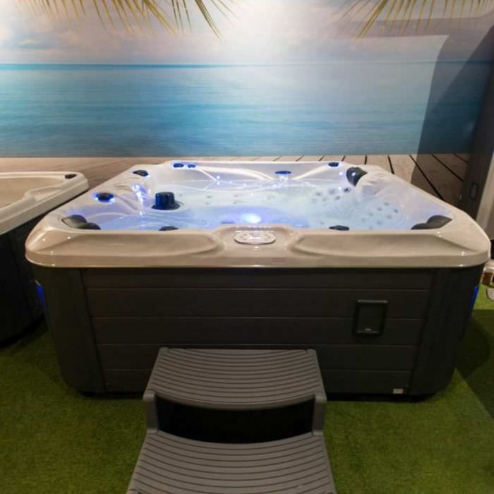 Salle d'expo Spa Sauna Hammam Salle d'expo Spa Sauna Hammam